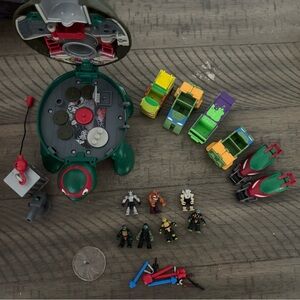 Playset with Vehicles and Figures